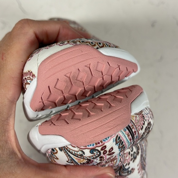 Vera Bradley VB Cloud 2-Mile Slip-On Shoe Sand Paisley Size 8 - Picture 7 of 16